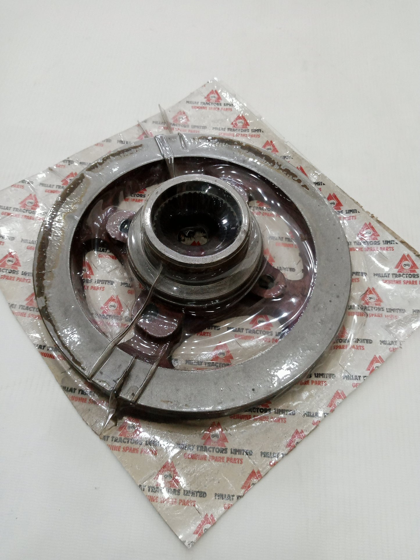 PULLEY CRANK 385(183132) MF 375, MF 385, MF 385 4WD