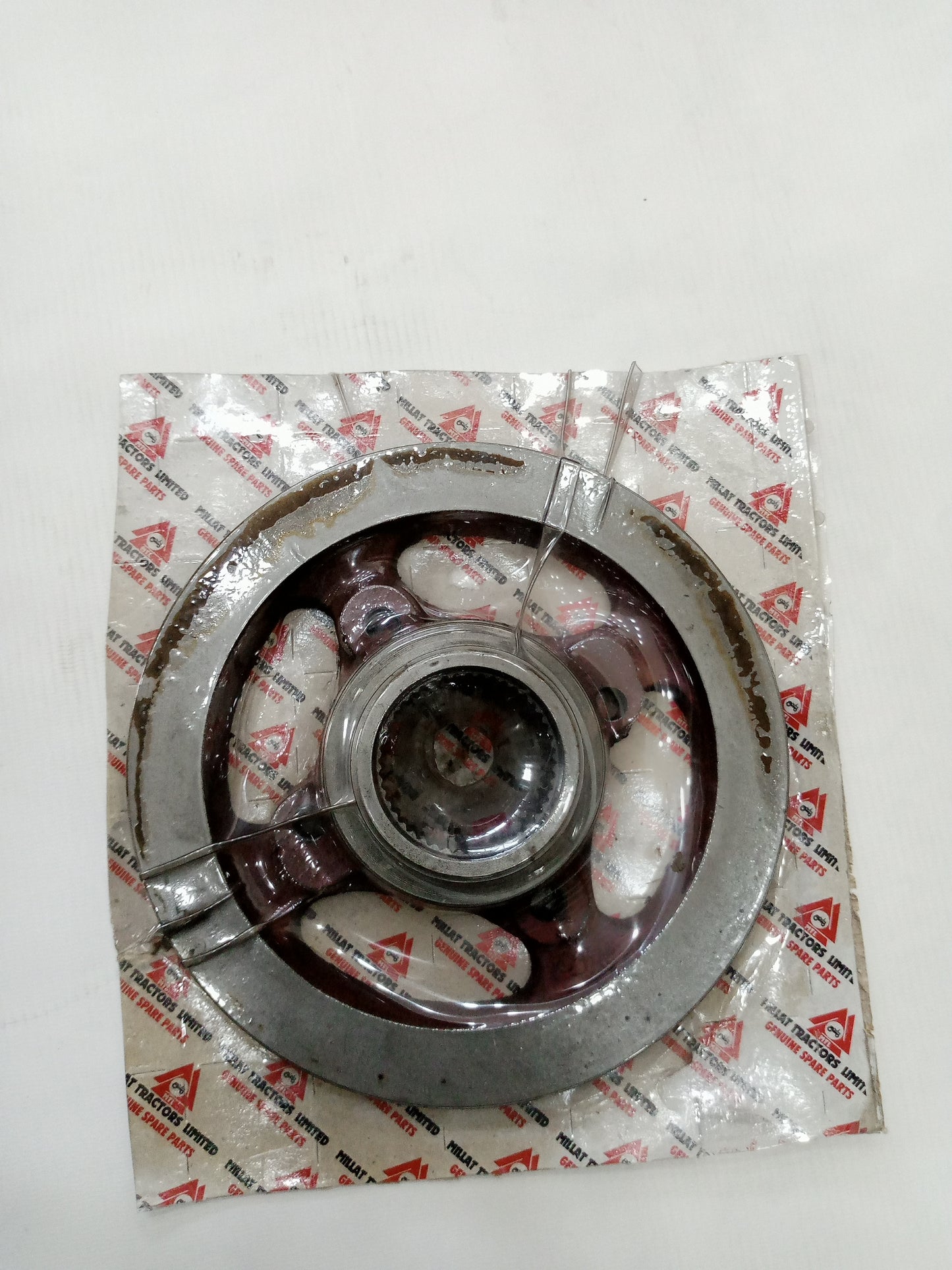 PULLEY CRANK 385(183132) MF 375, MF 385, MF 385 4WD