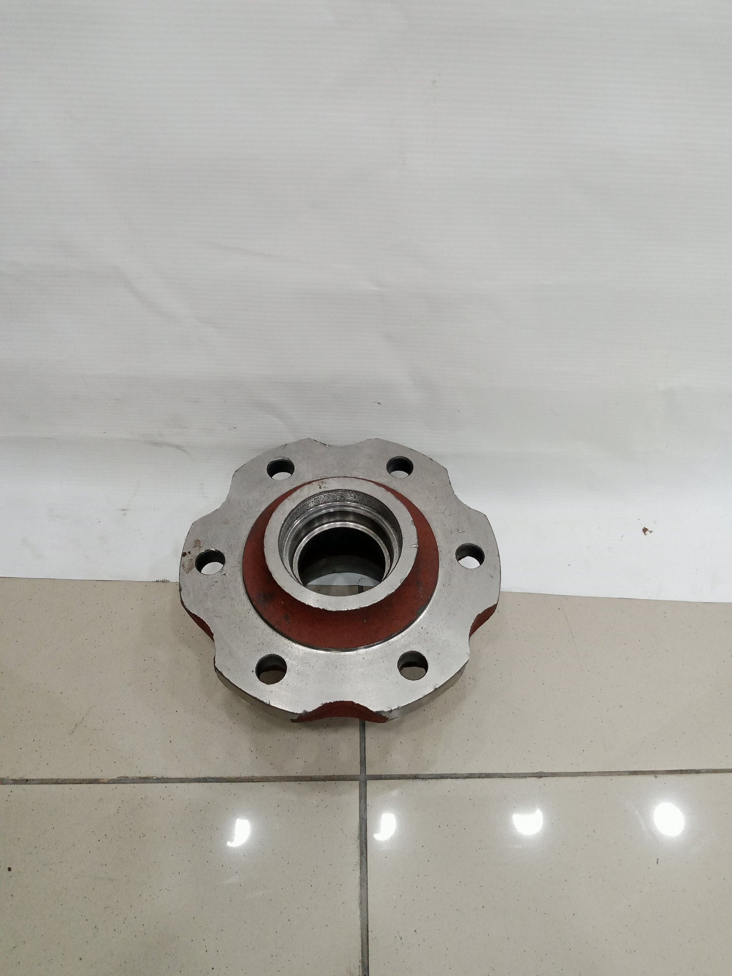 Front Hub MF 385/375 Millat Tractors